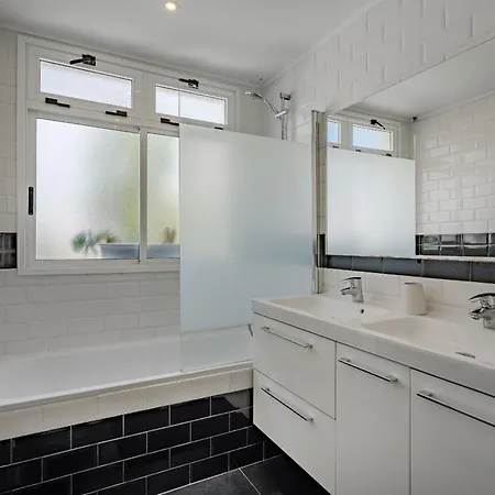 Buenavista Romantic In * أذيخي