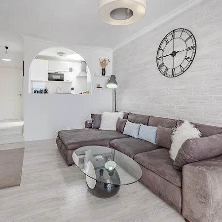 Buenavista Romantic In أذيخي