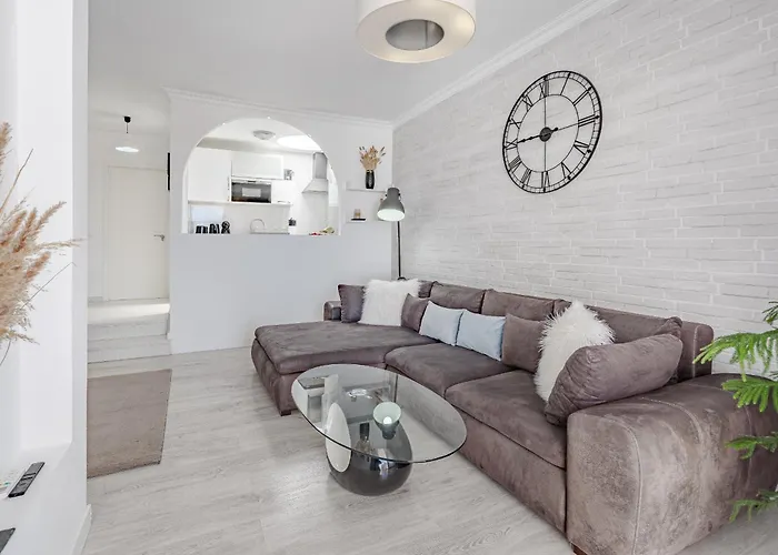 Buenavista Romantic In Адехе